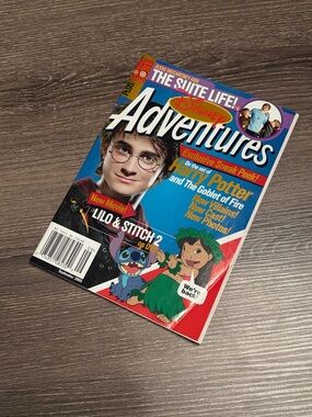 ❤️$10 Disney Adventures Magazine September 2005